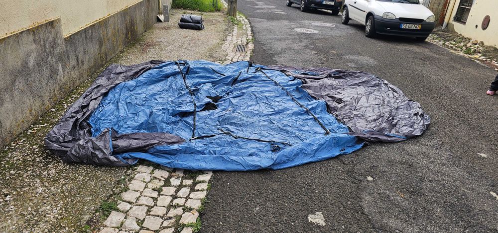 Tenda de campismo com mesa de aluminio
