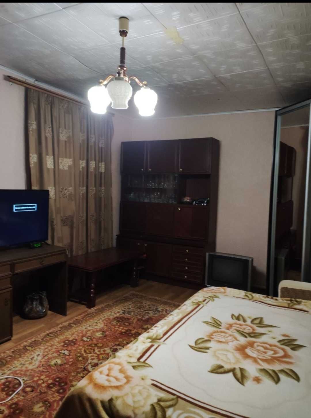 Продається будинок в р-ні 22 школа.