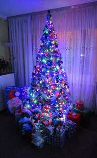 Lampki LED , Boże Narodzenie , Choinka, Lampki LED, Bombki, Łańcuchy,