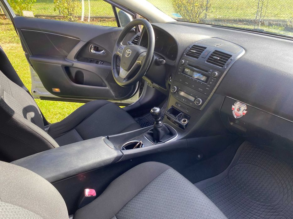 Toyota Avensis T27 kombi 2010