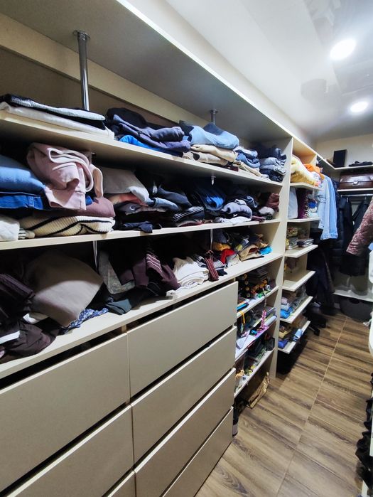 в м.Самар, дім на 4 окремі кімнати; 115 кв/м