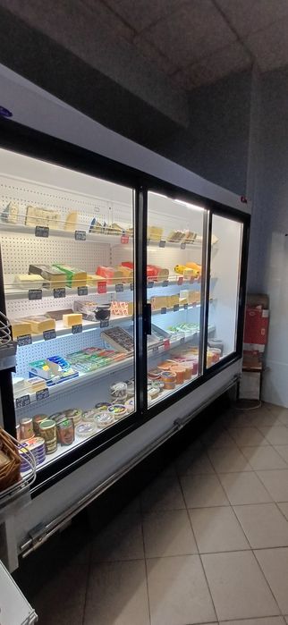 Холодильний регал техно холод