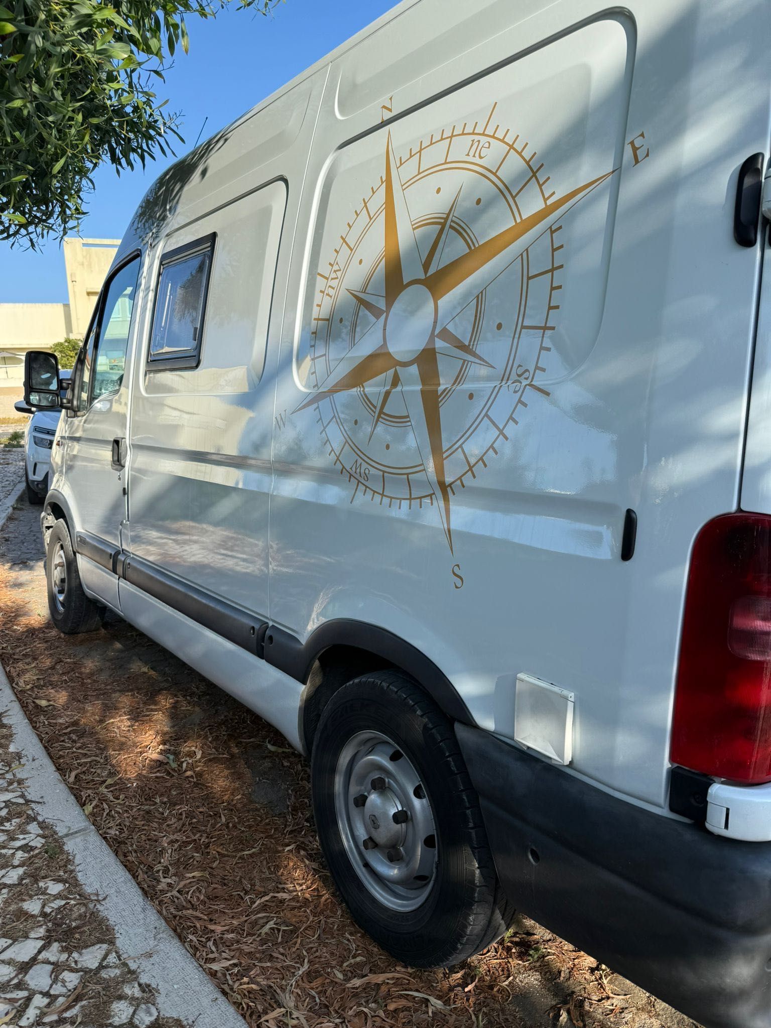 Renault 2.5D Autocarana