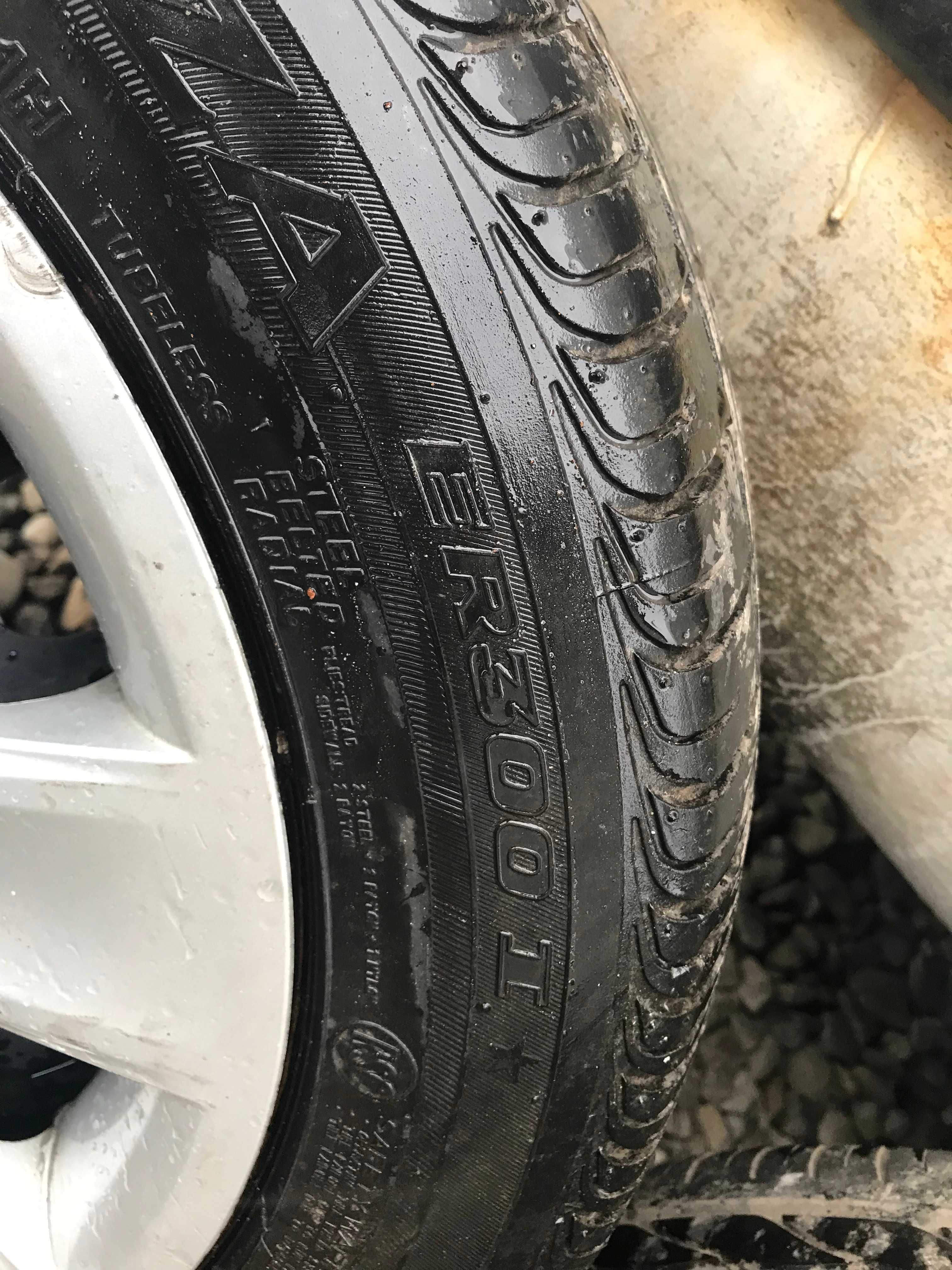 стальні диски r16 BMW 5*120 зрезиною205/55/16BrigestoneTuranza ER-300I