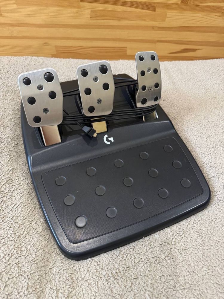 Кермо Logitech G923 + Shifter