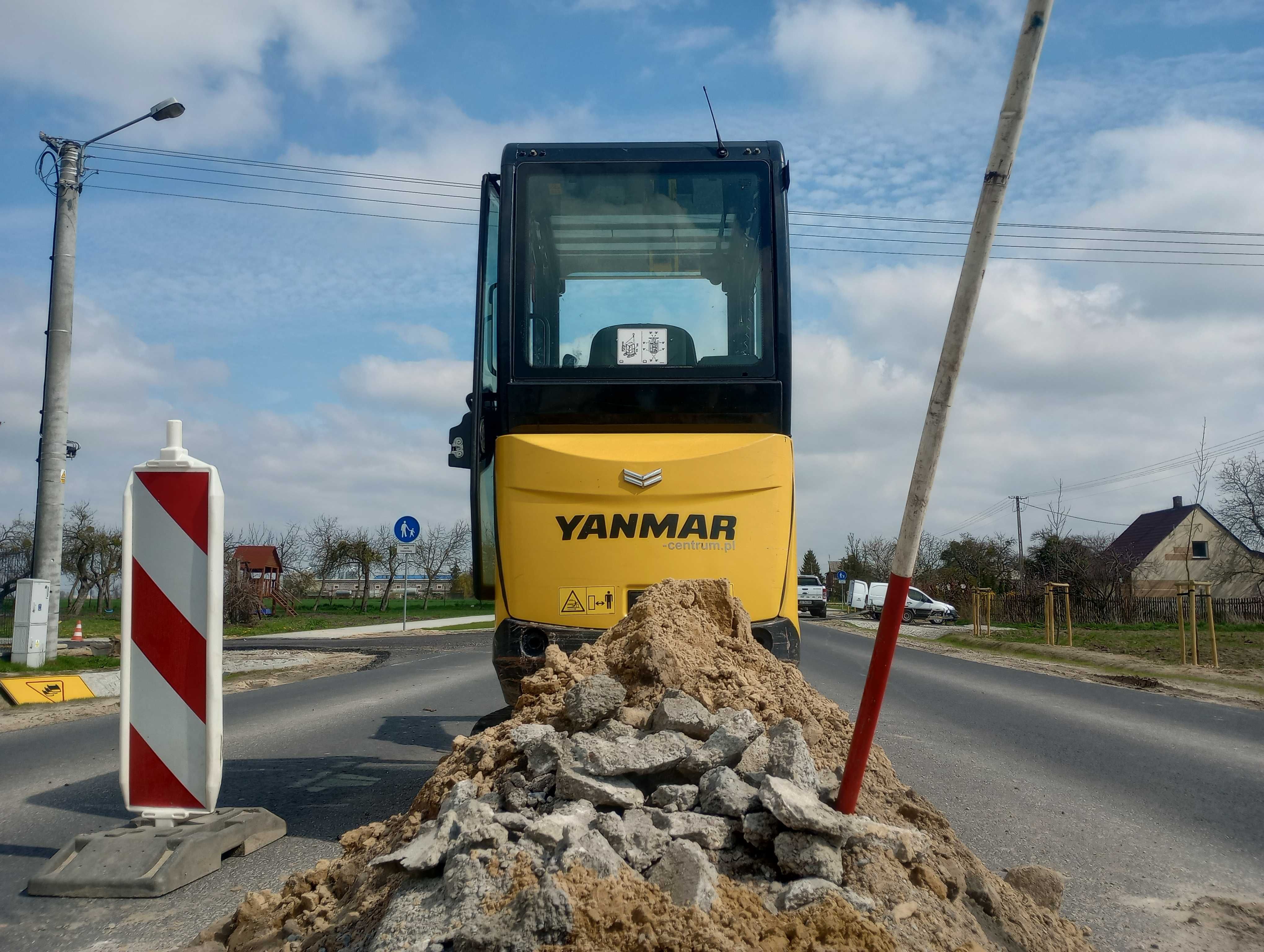 przeciski pod drogami usługi minikoparką Konin koło