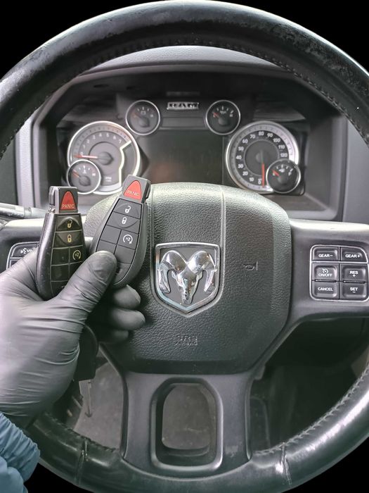 Dorabianie kluczy samochodowych Kodowanie Auto Kluczyk