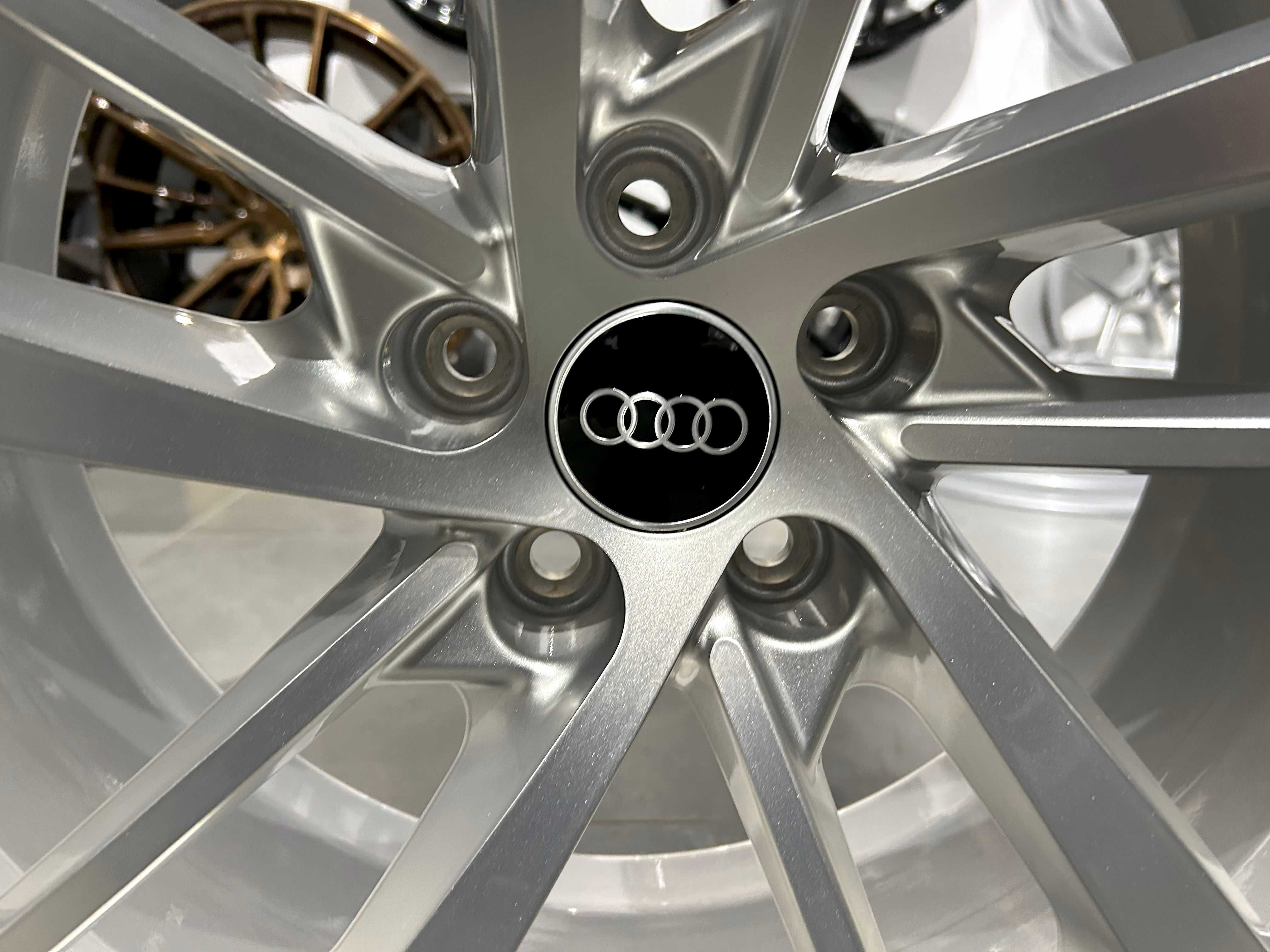 Oryginalne felgi 20 5x112 ET26 Audi RS4 B9 RS5 F5 A5 A7 8W0601/025CN