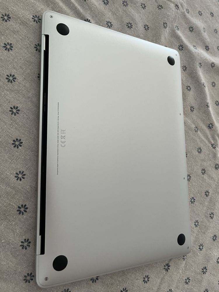 MacBook Pro M1 16GB