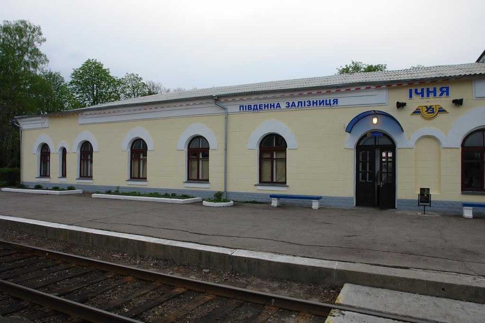 Продам здание Черниговская область, г.Ичня – 990 кв.м.