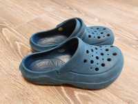 klapki typu crocs, r.31 ale sa większe