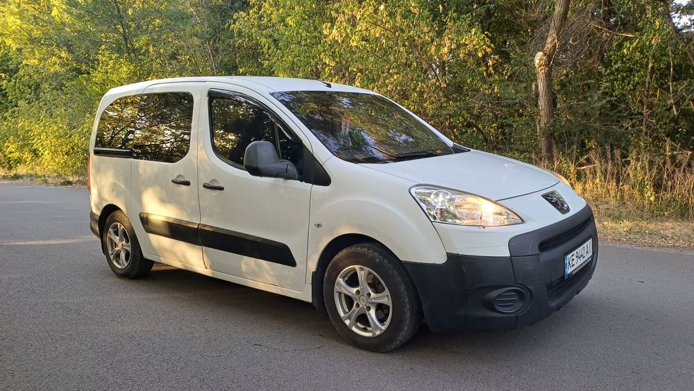 Продам peugeot partner