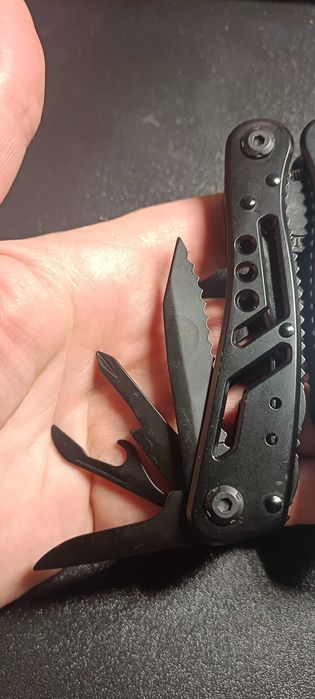 Szczypce wielofunkcyjne, narzędzie składane, kieszonkowe, czarne