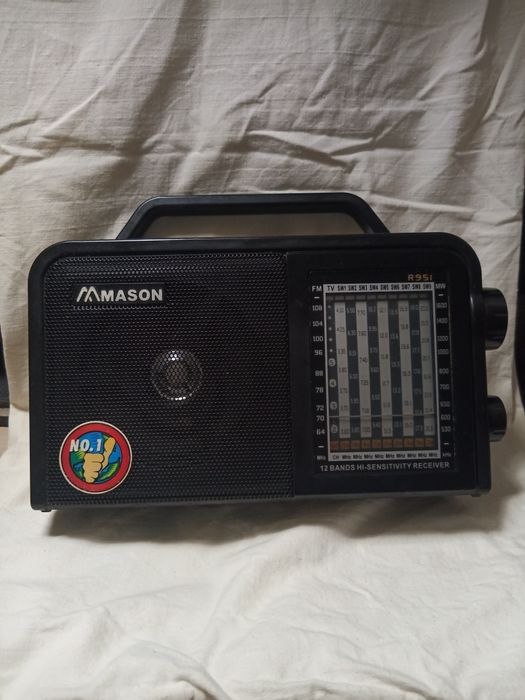 Продам радиоприемник.