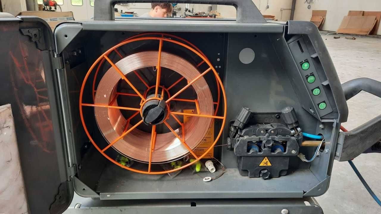 Spawarka Lastek SIGMA MPS 401 W z podajnikiem i wózkiem – 420A