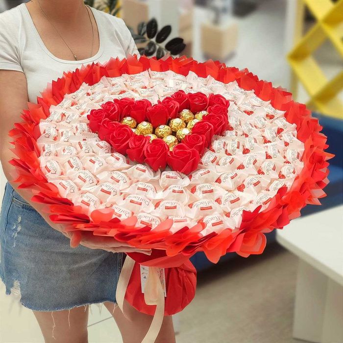 Mega bukiet na z Raffaello, Ferrero Rocher i mydlane roze