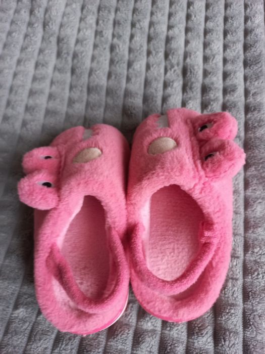 Капці для дому для дівчинки