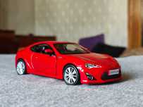 Машинка Toyota GT-86, Subaru BRZ, Scion FR-S 1/36 Welly Модель Тойота