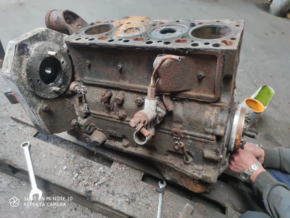 Blok silnika Cumins B4TA 390 Case 580 SLE / itp