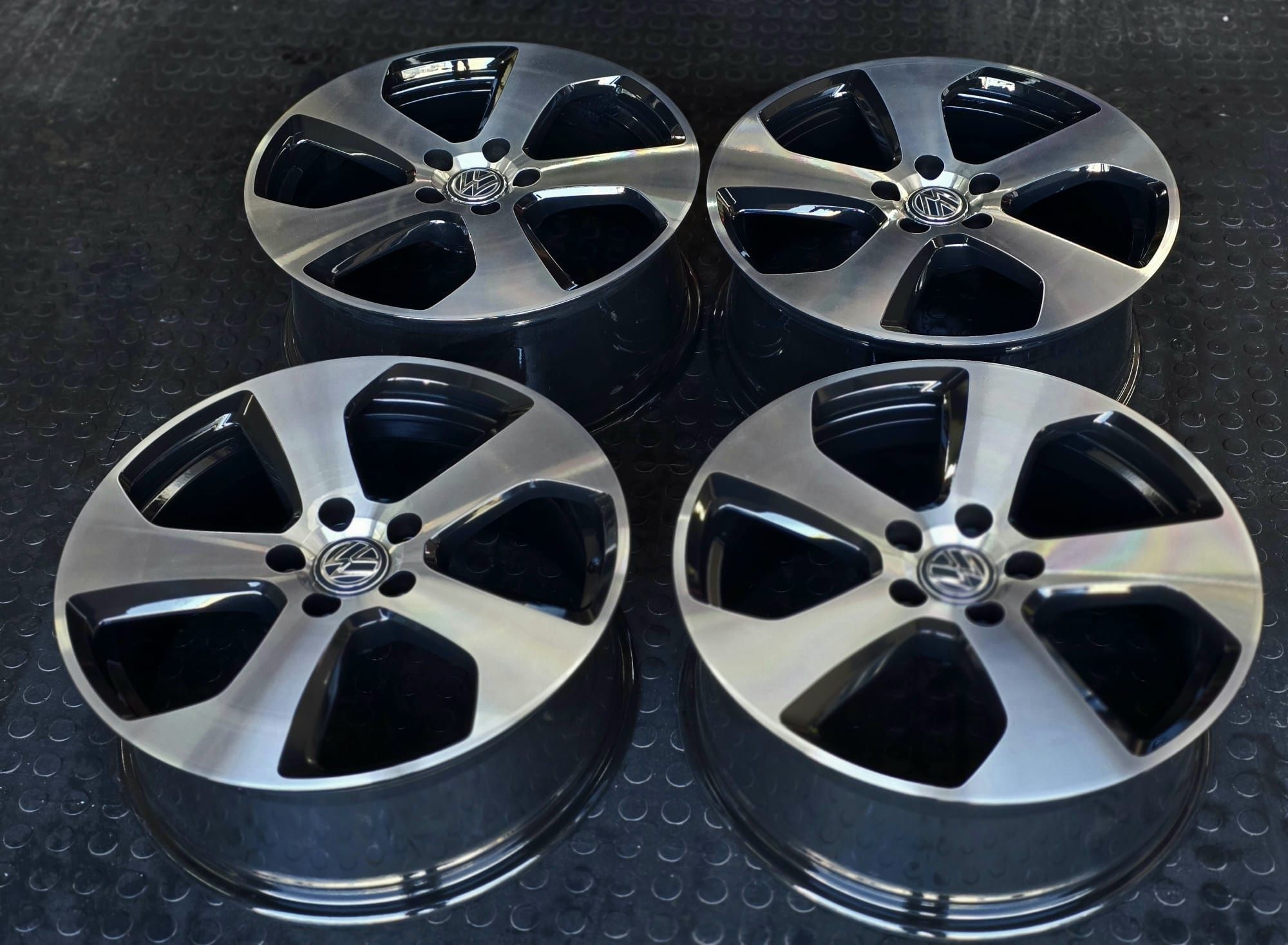 Jantes 18 Golf mk7 GTI (ORIGINAIS) C/NOVAS