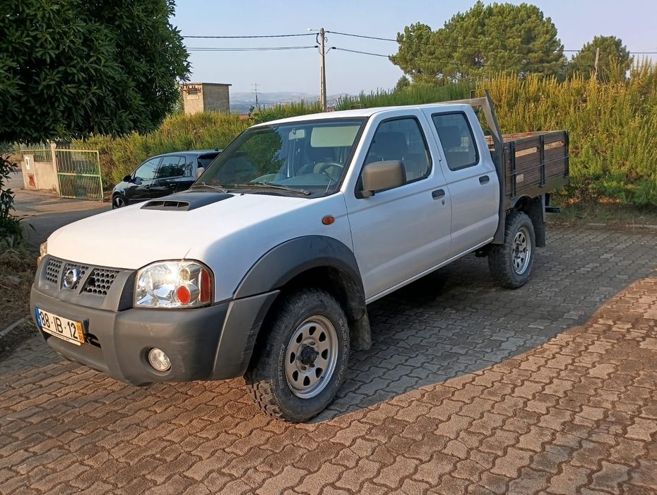 Nissan pick up 4x4