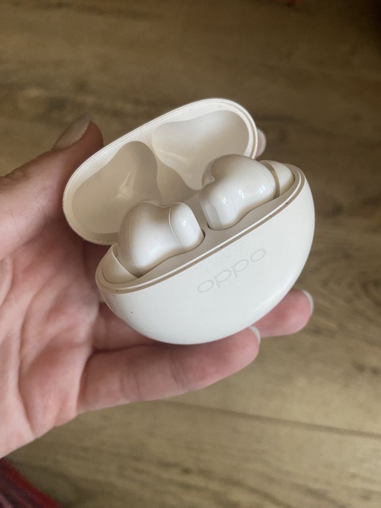 навушники TWS OPPO Enco Buds2