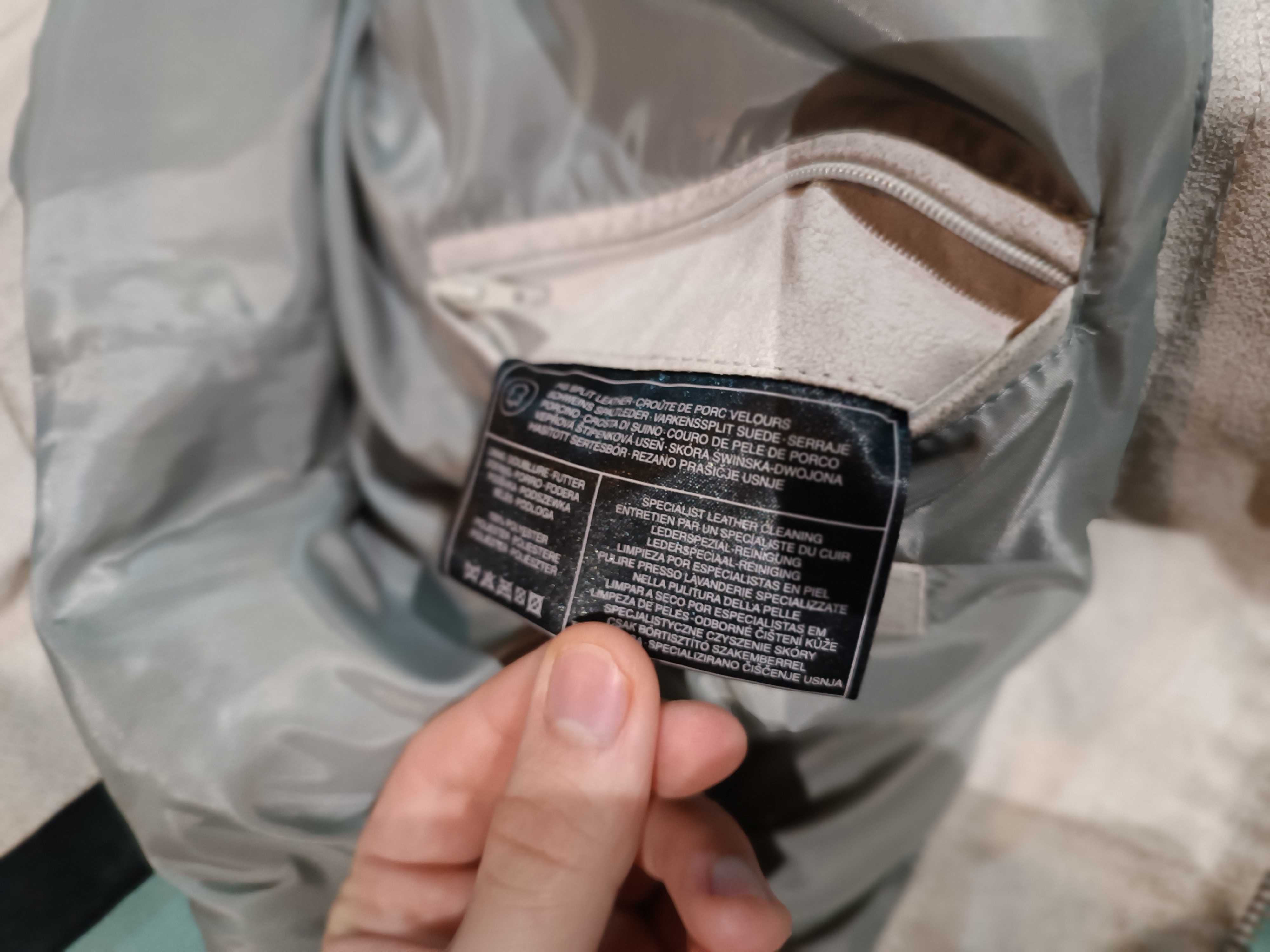 3 Casacos pele de porco 30€ cada um (leve os 3 por 80€) negociável