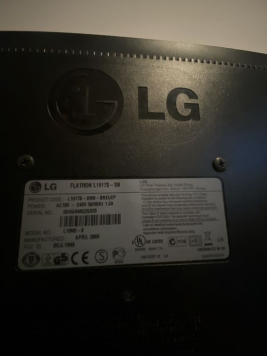 Vendo 1 Televisão !!ler descrição!!