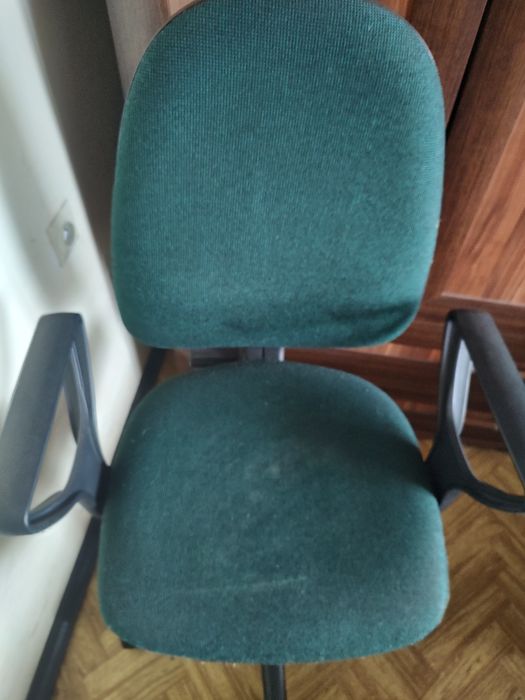 Krzesło biurowe obrotowe