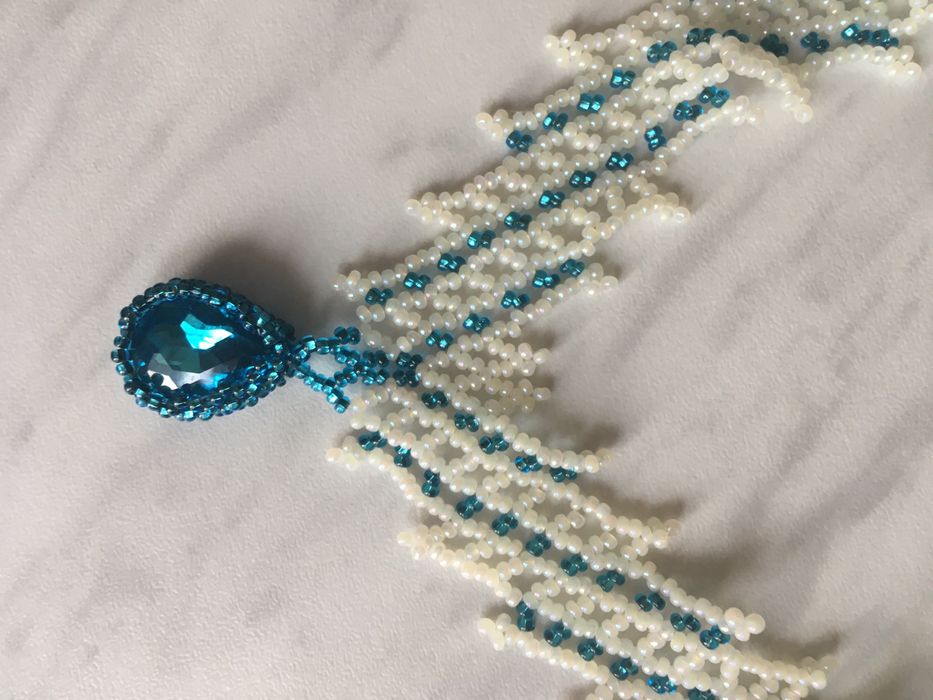 Продам кольє із бісера