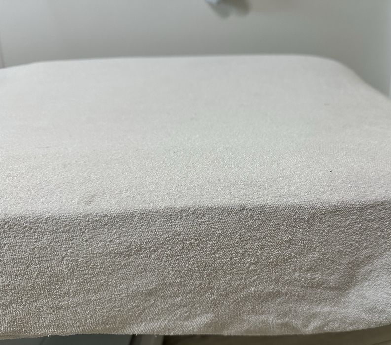 Przescieradlo frotowe na lozko kosmetyczne biale