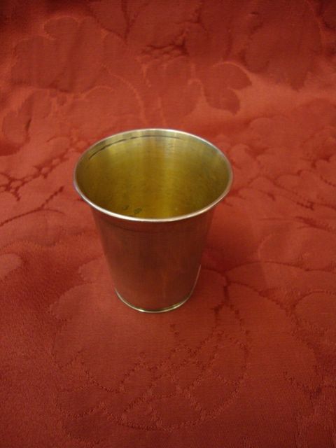 Copo antigo em prata portuguesa