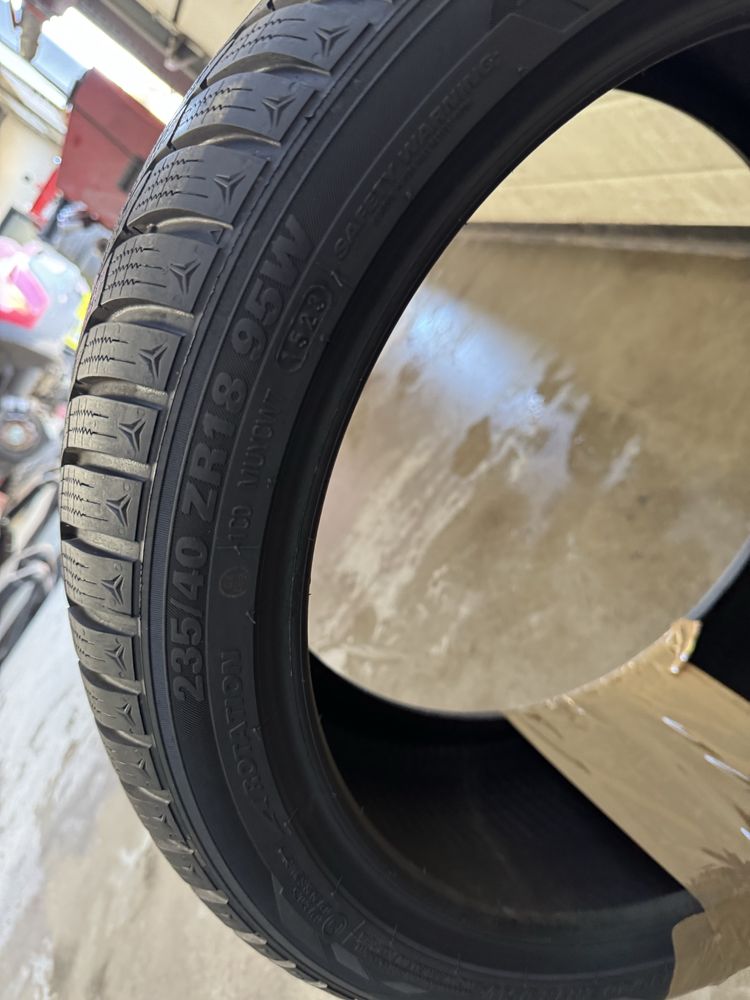Opona zimowa Kumho Wintencraft WP52 235/40R18 7,4mm Dot 1523