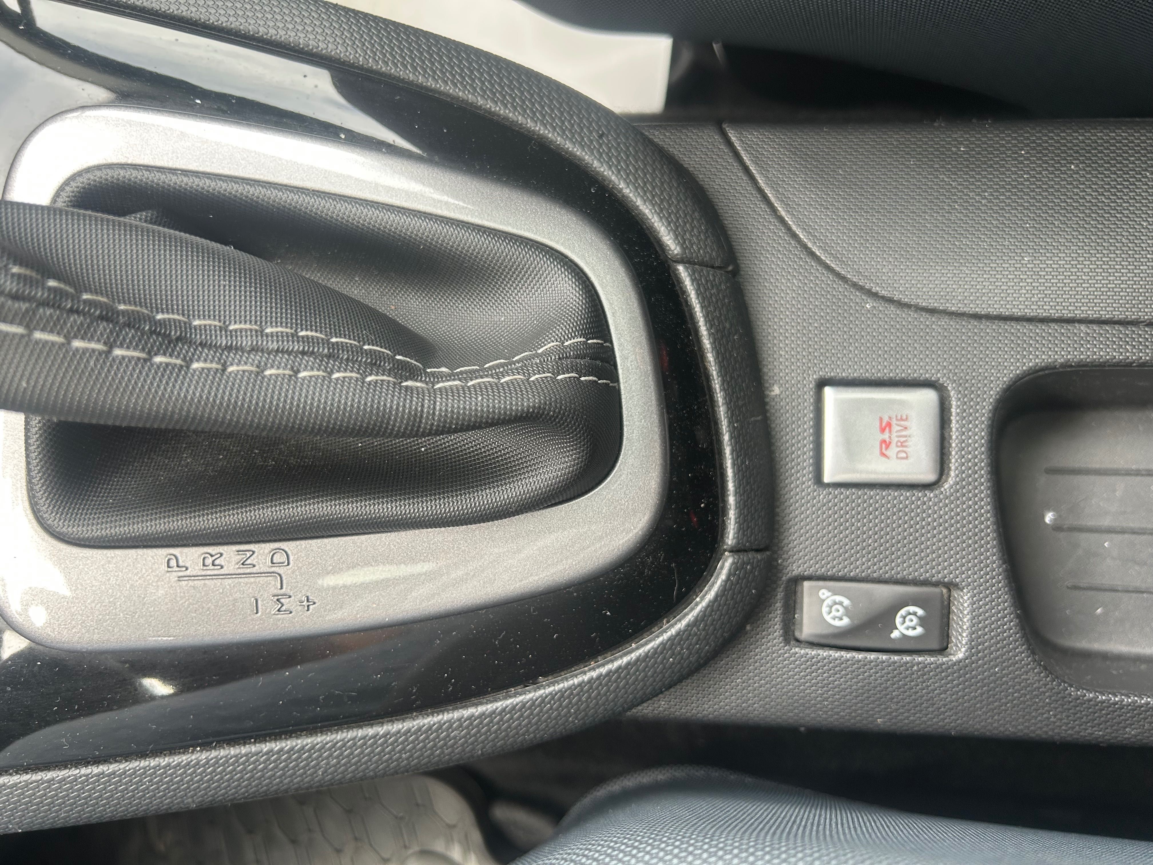 Mały sportowiec Clio Sport GT