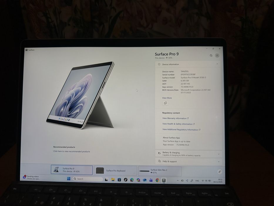 Microsoft Surface Pro 9 + Teclado + Caneta Surface | i5