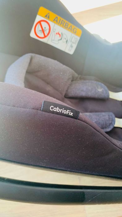 Maxi-Cosi EASYFIX BASE + CABRIOFIX Cadeira de carro + Protecção chuva