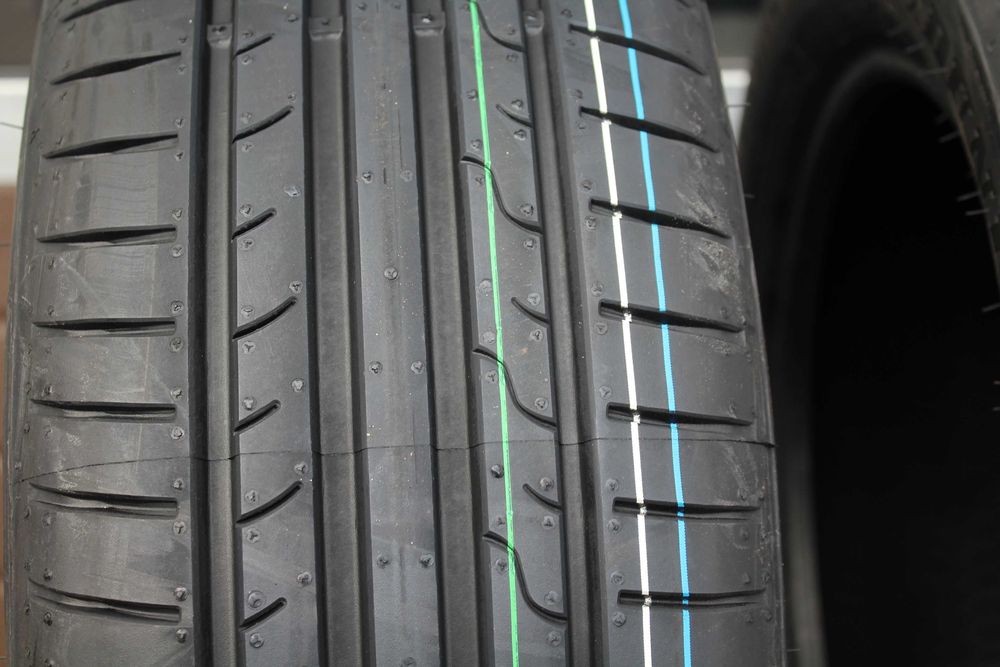 205 55 R16 Dunlop Sport Bluresponse