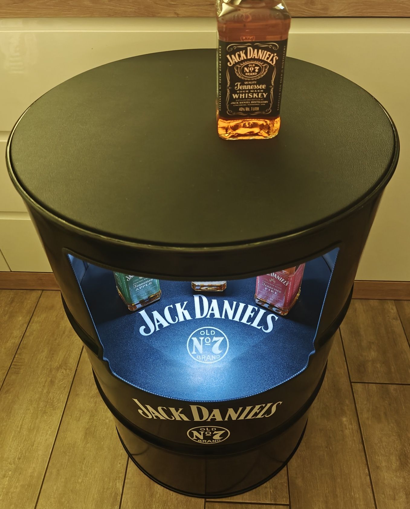 Barek z beczki Jack Daniels