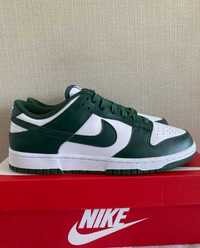 Nike Dunk Low Michigan State   39