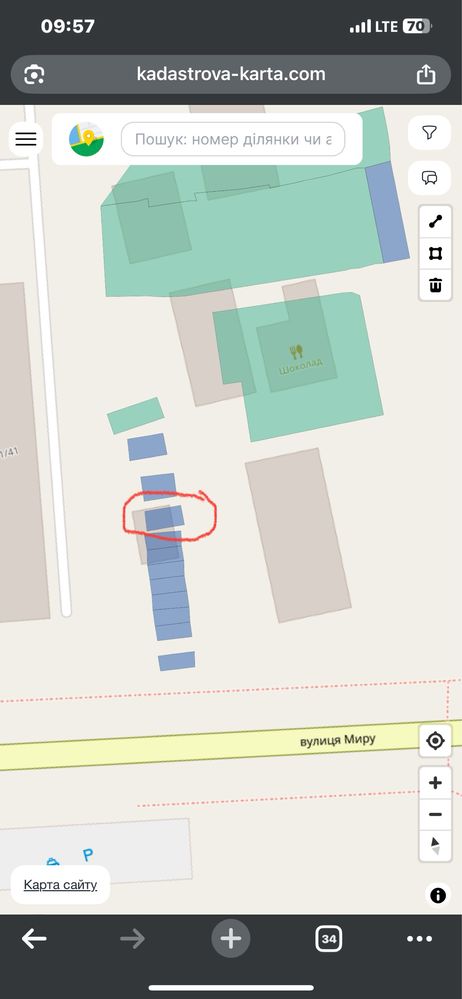 Продам місце під гараж