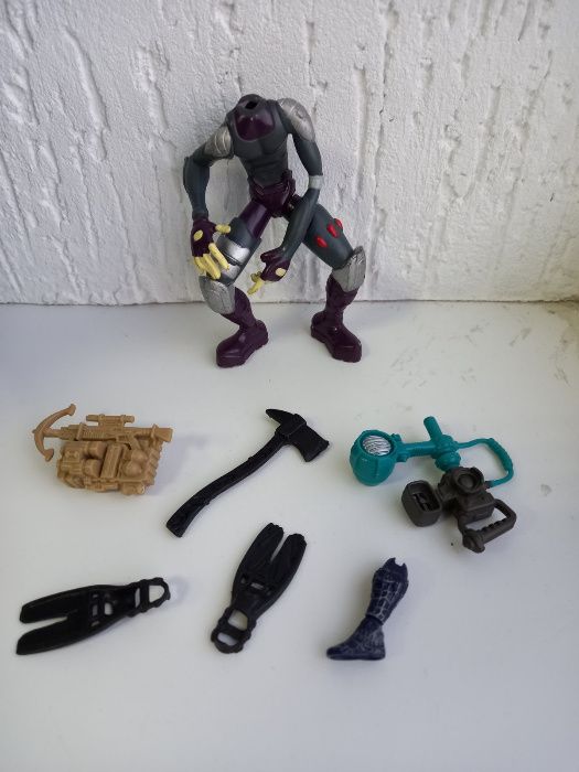 Запчасти к коллекционным фигуркам PlayMates Toys 2006, Chap Mei и др.