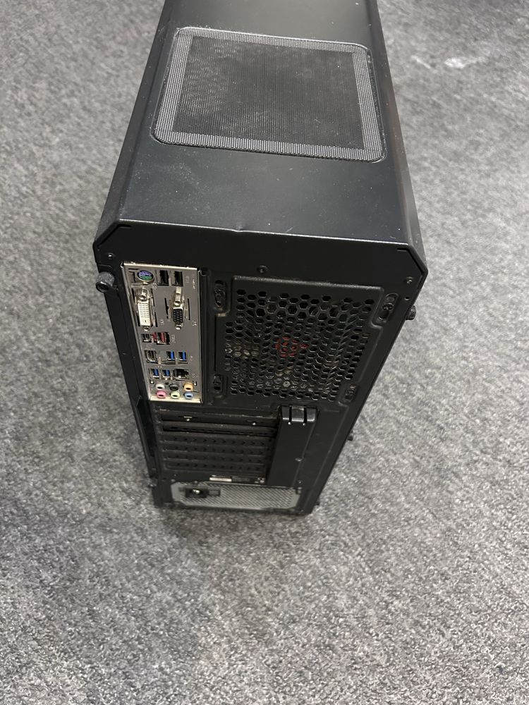 Komputer do Gier Intel I5-7500, RAM 16 GB