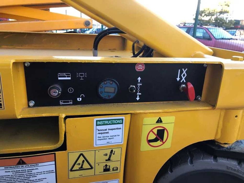 Plataformas Elevatórias Tesoura Elétricas 10 mts (RECONDICIONADAS)