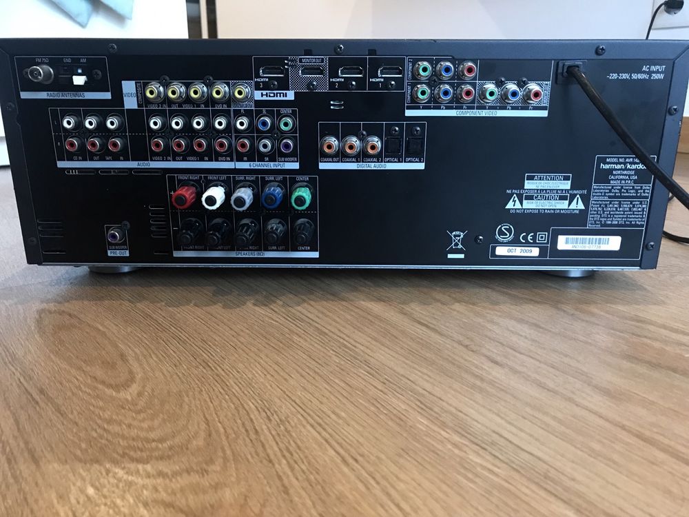 Amplificador Harman Kardon AVR 142/230