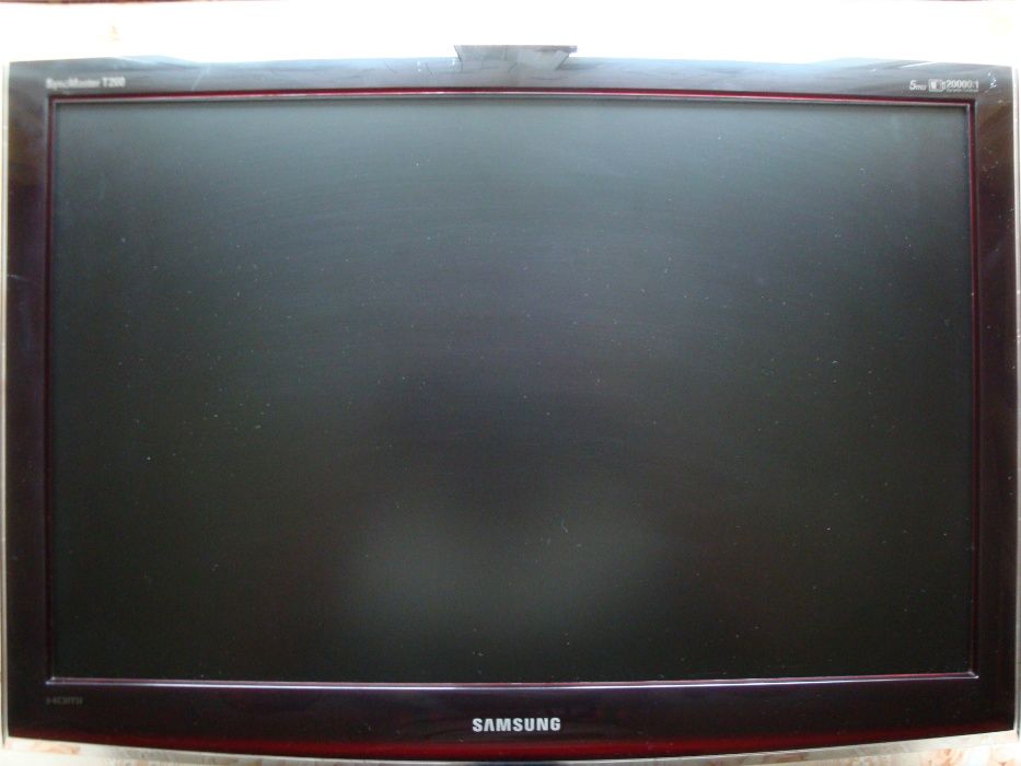 Monitor 26 cali HDMI,USB itd. SAMSUNG LS26TWHSUV/EN-uszkodzony.