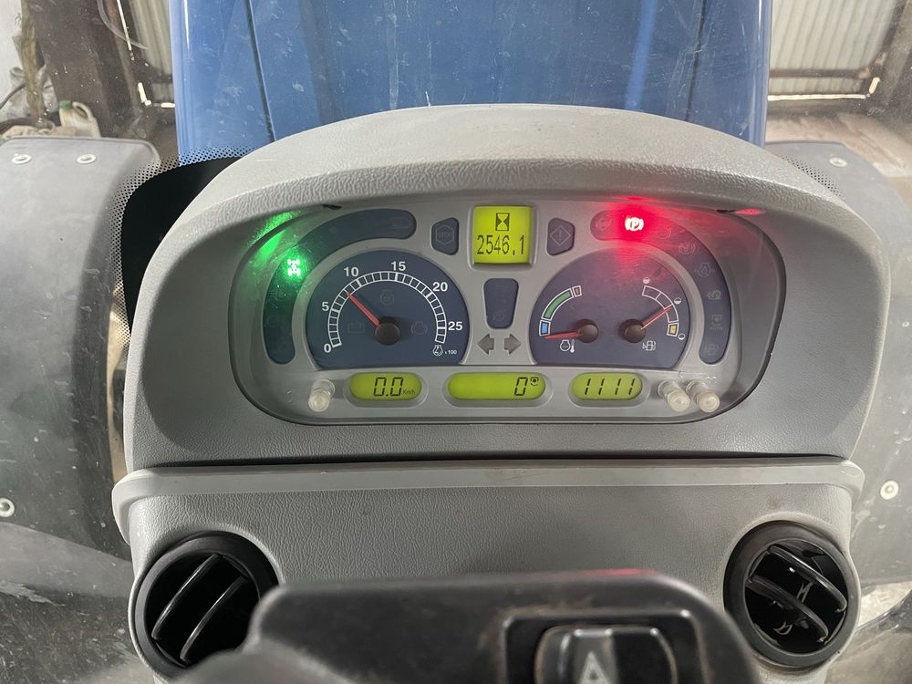 Трактор NEW HOLLAND T6050