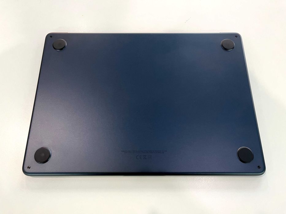 MacBook Air de 13" M2 - Midnight Blue - 24GB RAM - 512GB Disk