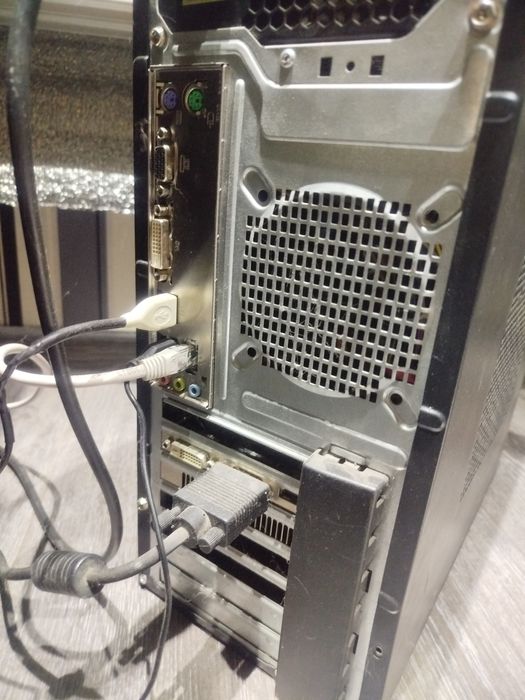 Системний блок комп'ютер i3-4170 3.7 GH, 6 Gb ОЗУ, HD6670 1 Gb