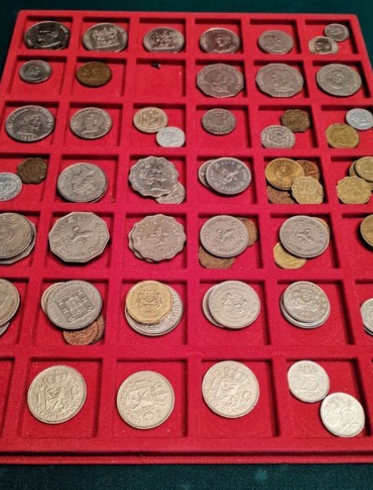 Lote de 20 Moedas de 4 Países