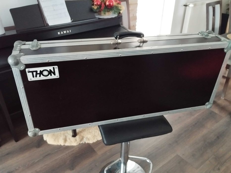 Case futerał  na instrument klawiszowy